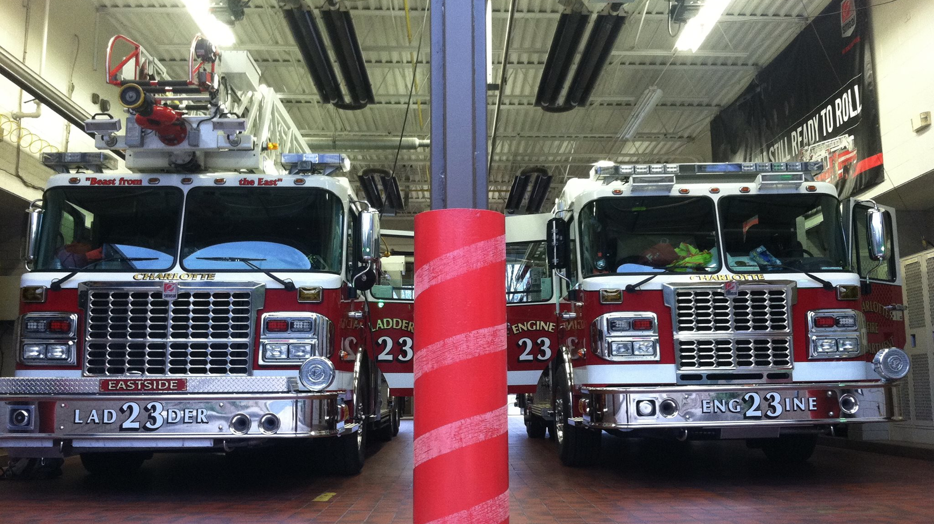 CHARLOTTE DOUGLAS INT'L AIRPORT NORTH CAROLINA FIRE DEPARTMENT ARFF PATCH CHARLOTTE DOUGLAS INT'L AIRPORT NORTH CAROLINA FIRE DEPARTMENT ARFF PATCH